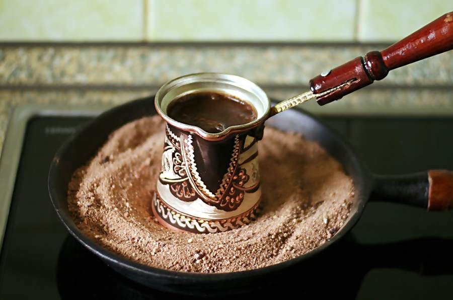 турецкий кофе в песке